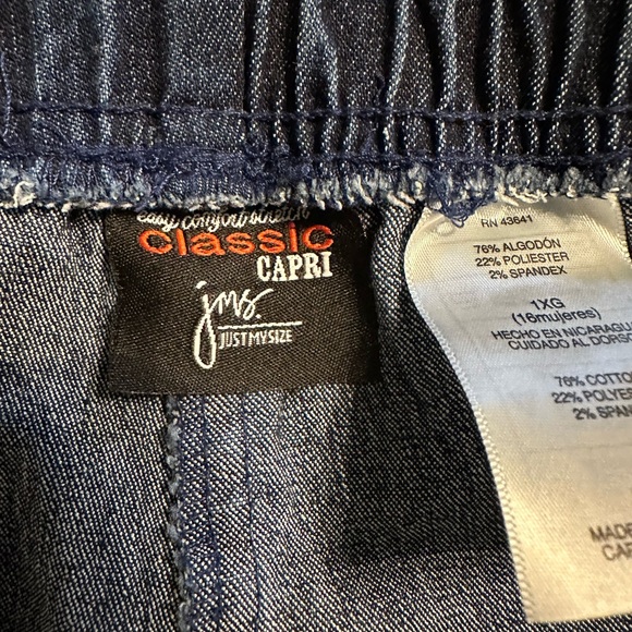 Just My Size Dark Blue Capris - Picture 8 of 8